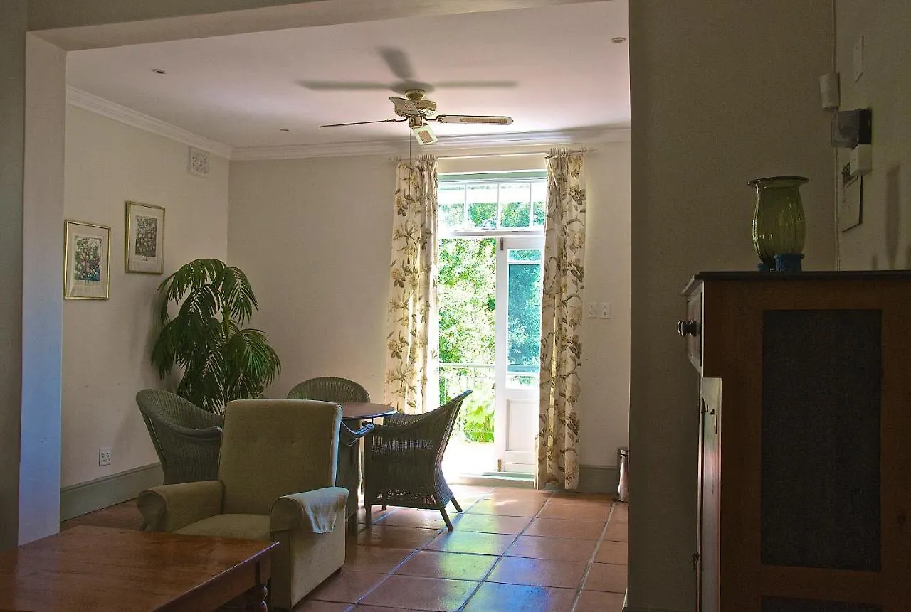 Mountain Manor Guest House & Executive Suites Città del Capo 4*,